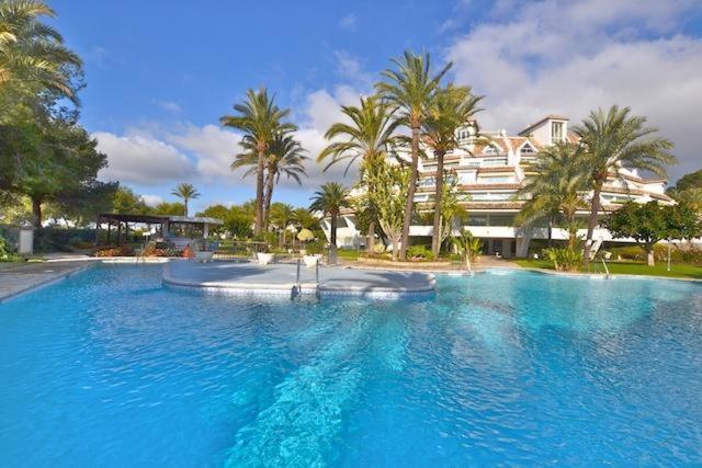 Parque Miraflores Nr. 218. Tennis & South-West Seawiew Apartment Ла Кала де Михас Екстериор снимка